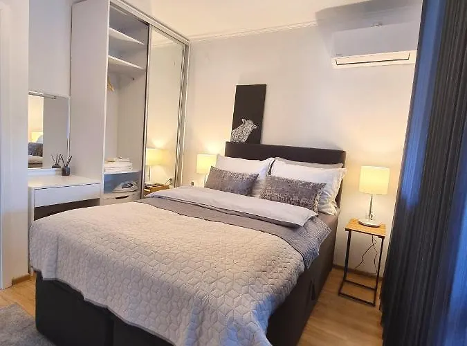 Snow Sheep - с две спални Appartement Roese